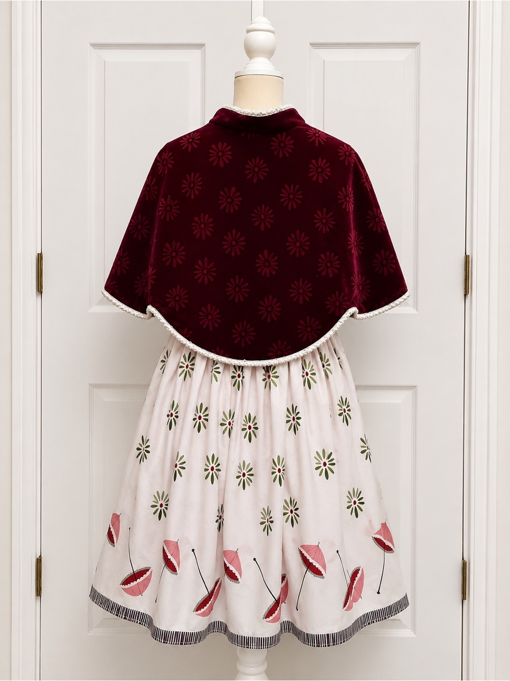 RARE Disney Parks Her Universe Haunted Mansion Tightrope Girl Dress + Cape L - Picture 2 of 8